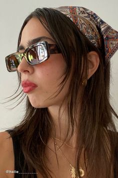 Urban Outfitters Sunglasses, Oufits Casual, Rectangle Sunglasses, Versatile Dresses, Every Girl, Square Sunglasses Women