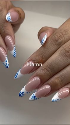 pretty french tip blue flower nail inspo White French Tips Nails With Design, Blue Nails Tips With Design, French Nail Flower, Greece Nails Square, French Nails With Blue Design, White And Blue Nail Ideas, Nails French Blue, France Nails Style, Nails Blue Flowers