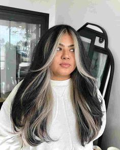 Rambut Brunette, Hair Contouring, Platinum Blonde Hair Color, Hair Streaks, Long Layered Haircuts, Edgy Hair, Platinum Blonde Hair, Haircuts For Long Hair