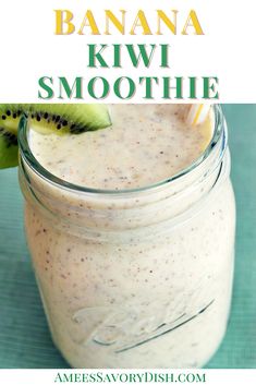 banana kiwi smoothie in a mason jar