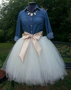 Vestidos Country, Kemeja Denim, Gold Party Dress, Tule Rok, Gonna In Tulle, Tutu Party, White Ball Gowns, Skirt Tulle