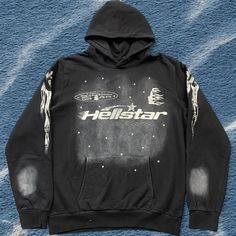 Brand New Hellstar Hoodie Men's Size Large Hoodies Men, Mens Shirts, Black White, Man Shop, Sweatshirts Hoodie, Brand New, Sweatshirts, White, Quick Saves