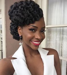 NATURAL HAIR UPDO Ponytail Bride, Teyonah Parris, Natural Hair Wedding, Natural Hair Bride, Curly Ponytail, Pelo Afro, Color Magenta, Hair Wedding