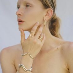 Inspired by a running river, this statement cuff inspires creative flow. Layer the with your other cuffs for a modern look.  DETAILS hand cast in bronze ¼ inch thick one size Flat Wedges, Natural Curves, Hand Cast, Eyewear Design, Everyday Jewelry, Clothes Collection, Diamond Jewelry, Cuff Bracelets, Women's Accessories