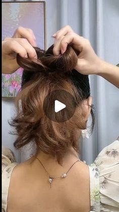 Fancy Hairdos, Casual Hairstyles For Long Hair, Wedding Hairstyles Short, Haircuts Trendy, Sandy Hair, Wedding Hairstyles Indian, Easy Updos For Medium Hair