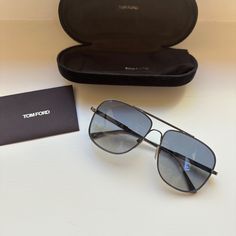 Tom Ford Blue Gradient "Jude" Sunglasses, Never Worn Because They Were A Gift And Are Too Large For My Face. (They Are A Men's Style). Sophisticated Silver/Grey/Blue Color Way. Super Sexy And Style Imo Just Wish They Fit Me! Formal Gray Sunglasses With Gradient Lenses, Ford Accessories, Men's Toms, Blue Gradient, Grey Blue, Men's Style, Tom Ford, Sunglasses Accessories, Blue Grey