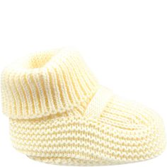 Color: Yellow Yellow cotton bootees. They are decorated with a fake button closure. 100% Cotton. Washing machine at 30°.