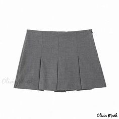 Olivia Mark - High-Waisted Wide Pleated Skirt: A Stunning Fashion Ensemble Gray High Waist Pleated Mini Skirt, High Waist Fitted Skirt For School, Fitted Skirt For School, Fitted Gray Mini Pleated Skirt, Gray Fitted Mini Pleated Skirt, Gray Summer Skirt For School, Gray School Skirt For Summer, Gray Summer School Skirt, Fitted Gray Skort With Pockets