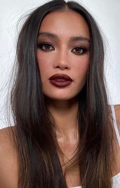 Burgundy Eye Makeup, Red Lipstick Makeup Looks, Brown Girls Makeup, Light Makeup Looks, Eye Makeup Styles, Formal Makeup, Fall Makeup Looks, Wedding Makeup Looks, Fancy Makeup