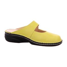 Experience the ultimate comfort with Finn Comfort® Stanford clogs, meticulously crafted in Germany by a family-owned company known for its dedication to quality. Designed for the modern lifestyle, these stylish lime green clogs combine fashion and functionality, ideal for both indoor and outdoor use. Perfect for young adults who value both design and comfort in their footwear.  Key Features:   Premium Quality:  Made from soft Nube leather with a leather lining and a plant-tanned leather insole. Yellow Cushioned Slip-on Slippers, Comfortable Yellow Sandals With Rubber Sole, Yellow Slip-on Slides With Removable Insole, Yellow Mules With Rubber Sole, Yellow Leather Closed Toe Clogs, Yellow Slides With Round Toe And Rubber Sole, Yellow Slides With Rubber Sole And Round Toe, Yellow Leather Slip-ons, Yellow Leather-sole Slip-on Mules