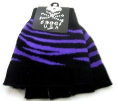 Unisex One Size Fits Most PURPLE ZEBRA Print Fingerless Gloves! What You Will Get: PURPLE Zebra Animal Print Fingerless Gloves set pictured above. These fingerless gloves are great for current trends and cold weathers. Scenecore Clothes, Purple Zebra Print, Scene Accessories, Purple Zebra, Alt Clothes, Black White Outfit, Zebra Animal, Zebras Animal