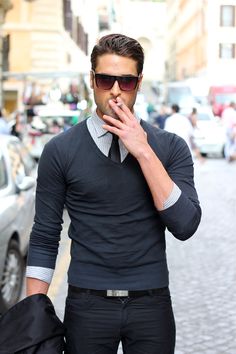 Yes! this totally my style, with the cigarette as well I may not have the abs like this dude, but I can rock it :)  17 Most Popular Street Style Fashion Ideas for Men | Outfit Trends | Outfit Trends Mens Fashion Smart, Hipster Mens Fashion, Stil Elegant, Mode Casual, Mens Fashion Classy, Sharp Dressed Man, Outfit Trends, Men Street, Mens Winter Fashion