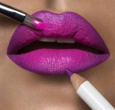 Fuchsia lips Ombre Lip, Drag Make-up, Chanel Lipstick, Purple Lipstick, Ombre Lips, Sephora Beauty, Lip Crayons, Pink Lipstick, Lip Art