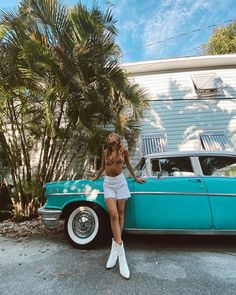 hippy summer aesthetic beachy beach car vintage cuban style key west florida white boots cowgirl boots hippy Tumblr Hipster, Ideas Photography, Best Friend Goals, Car Girl, Car Girls, Summer Photos, 인물 사진, Insta Photo