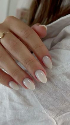 Clean Elegant Nails, June Acrylic Nails, Monthly Nails, Hand Decoration, Clean Nails