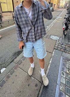 #birkenstocks #bostons #jorts #outfit #summer #summer2024 Summer Fits Men, Boston Outfits, Herren Style, Mens Summer Outfits, Spring Outfits Men, Mens Casual Outfits Summer, Street Style Outfits Men, Mens Casual Dress Outfits