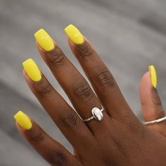 Yellow Nail, Trending Colors, 2024 Nails, Uv Gel Nail Polish, Caramel Corn, Short Acrylic Nails Designs, Dipped Nails