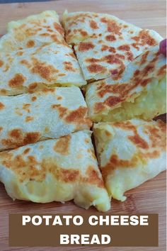 Potato cheese bread with mozzarella cheese and mashed potatoes Potato Mozzarella Recipe, Yeast Dough Ideas, Mozzarella Cheese Bread, Potato Bread Recipe Homemade, Mashed Potato Bread, Potato With Cheese, Potato Bread Recipe, Potato Flatbread, Yeast Free Breads