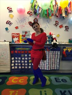 Homemade Dr. Seuss Fox in Socks costume. Dr Seuss Week Ideas, Fox In Socks Costume, Dr Seuss Socks, Dr Seuss Fox In Socks, Dr. Seuss Costumes, Doctor Suess, Dr Costume