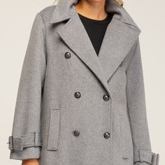 Cozy and chic in one piece. From day to night, this double-breasted cloth coat is the perfect piece for winter days. It features metallic buttons and buckle details to elevate your look.  Made of polyester and wool 70% Polyester 30% Wool. Lining: 100% Polyester  Wash Machine  30º ,  Press Medium  Temperature, Do  not  use spin-dry, Do not Bleach Colorful Boho Fashion, Cloth Coat, Spanish Fashion, Brand Magazine, Blazer With Jeans, Pearl Jewellery Earrings, Winter Days, Colorful Boho, Elevate Your Look