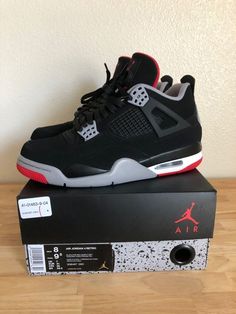 Sepatu Air Jordan, Jordan 4 Bred, Trendy Shoes Sneakers, Nike Shoes Girls, Dr Shoes, Jordan Shoes Girls, Jordan Shoes Retro, Pretty Shoes Sneakers, Shoes Sneakers Jordans