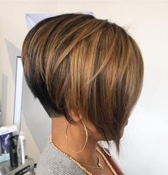 Short Bob With Undercut, Undercut Bob Haircut, Edgy Bob, Undercut Bob, Bold Women, Best Bob Haircuts, Corte Bob