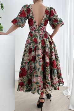 Prom Girl Dresses, Evening Party Gowns, Rose Embroidery, Fashion Mistakes, Fall Fashion Trends, Tea Length, Fancy Dresses, Ball Dresses, Above Knee