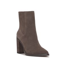 Jessica Simpson-Bolesia Bootie Style and functionality make a seamless blend in the Jessica Simpson Bolesia bootie. The block-heeled bootie has a paneled elastic rear shaft to offer a comfortable fit. A pointed toe brings a sleek finish to the classy silhouette. Click here for Boot Measuring Guide.