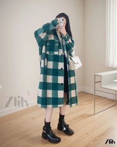 Zlily - Classic Plaid Overcoat - Long Length Casual Long Spring Wool Coat, Green Oversized Long Outerwear, Spring Casual Long Sleeve Wool Coat, Casual Long Sleeve Spring Wool Coat, Green Long Sleeve Outerwear For Fall, Green Long Sleeve Wool Coat For Spring, Plaid Overcoat, Crystal Lattice, Long Length