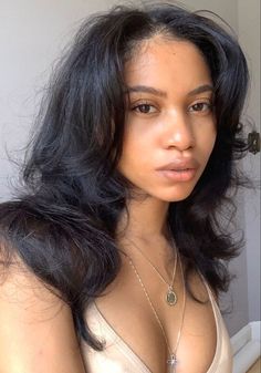 Black Hair Blowout, Flat Ironed Hair Black Hairstyles, Waves With Bangs, Winter Haircuts, Messy Look, Pressed Natural Hair, Silk Press Natural Hair, Blowout Hair, Flat Iron Hair Styles