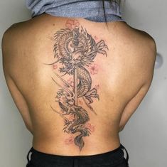 Dragon Thigh Tattoo, Dragon Tattoo Back, Japanese Dragon Tattoo, Dengeki Daisy, Dragon Tattoo For Women, Japanese Dragon Tattoos, Tattoos For Women Flowers, Hip Tattoos Women, Inspiration Tattoos