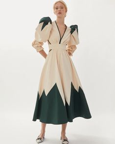 Dress Making Patterns, Vintage Inspired Outfits, Colorblock Dress, Summer Dresses For Women, Dress Codes, Simple Outfits, Green Dress, Dress Making