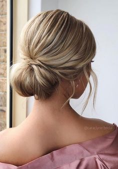 Of all the many decisions you have to make about your wedding. Your wedding decor isn’t the only way to reflect your romantic elegant... Chignon Wedding, Dress Photography, Curly Wedding Hair, Wedding Hair Inspiration, Wedding Hairstyles Updo