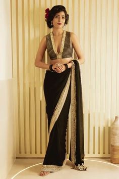 Shop for Saksham Neharicka Black Metallic Border Saree for Women Online at Aza Fashions Sarees Black, Gold And Pearls, Saree Black, Border Saree, Saree For Women, Embroidered Saree, Black Saree, Indian Fashion Designers, Pernia Pop Up Shop