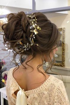 Quince Hair, Wedding Bun, Wedding Bun Hairstyles, Prom Hair Updo, Bridal Hairdo, Hairdo Wedding, Bridal Hair Buns, Quinceanera Hairstyles, Quince Hairstyles