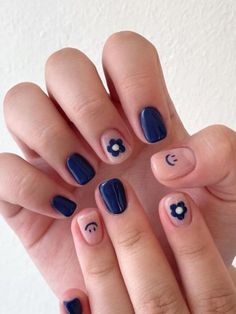 Short, dark blue nails with flowers and smiley faces Dark Blue Nails, Short Gel Nails, Minimal Nails, Short Nails Art, Cute Gel Nails