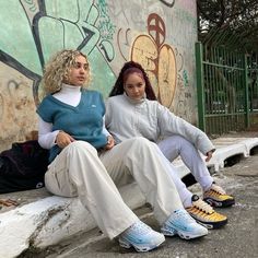 Nike 97 Outfit Women, Nike Tn, Outfit Streetwear, Nikes Girl, Baddie Outfits Casual, Sneakers Outfit, Nike Outfits, Outfits Aesthetic