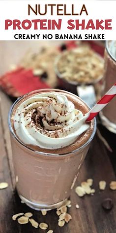 Chocolate smoothie with whipped cream with straw and oatmeal with Pinterest overlay. Chocolate Protein Smoothie Recipes, Protein Shakes For Kids, Nutella Smoothie, Easy Protein Shakes, Nutella Milkshake, Breakfast Shakes Protein, Chocolate Protein Smoothie, Chocolate Smoothie Recipes