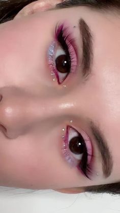 Y2k Makeup Rhinestones, Pink Party Eyeshadow, Valentines Day Makeup Simple Pink, Douyin Valentine Makeup, Pink Valentines Makeup, Chunky Glitter Eye Makeup, Valentine’s Day Make Up, Valentine’s Day Make Up Looks, Valentines Eye Makeup