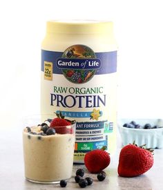 Add protein powder to your protein shakes for the ultimate boost of protein to your smoothie! Protein Shake Ideas, Best Tasting Protein Powder, Shake Ideas