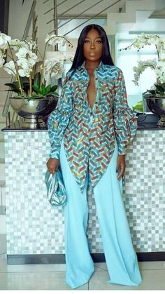 Mauve Wide Leg Pants Outfit, African Inspired Fashion, Classy Dress Outfits, African Fashion Women, African Print Fashion Dresses, African Clothing Styles, Classy Casual Outfits, African Design Dresses