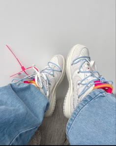 Off White Nike Shoes, Dunk Low Off White, Off White Dunks, Nike Dunk Low Off White, Off White Dunk, White Dunks, Off White Nike, Shoes Streetwear, Sneaker Heads