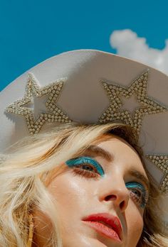 Star Cowboy Hat, Cowgirl Photoshoot, Rhinestone Cowboy, Western Glam, Cowboy Aesthetic, Space Cowgirl, Image Film, Cowgirl Aesthetic