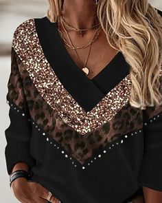 Lasaky - Leopard Chevron Patch Long Sleeve V-Neck Top Chevron Outfit, Elegant Tops, Leopard Fashion, Winter Pullover, Style Noir, Casual Tops For Women, Trend Fashion, Long Sleeve Casual, V Neck Tops