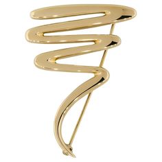 Tiffany & Co. 18k Yellow Gold Paloma Picasso Zig Zag Brooch Pin In Stock This vintage Tiffany & Co. Paloma Picasso Zig Zag Brooch blends timeless elegance and modern style. Crafted from 18k yellow gold, it features a sleek, sophisticated design that is versatile, and eye-catching. This brooch should be added to your Tiffany & Co. collection as it is rare, vintage, and in excellent condition. Tiffany & Co. are known for their high-quality craftmanship and beautiful one-of-a-kind pieces. This broo Tiffany Setting, Tiffany Diamond, Vintage Tiffany, Paloma Picasso, Aquamarine Necklace, Gilded Age, Platinum Engagement Rings, Tiffany And Co, Sophisticated Design