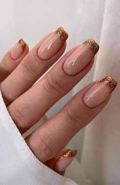 French Manicure Glitter, Manicured Nails, Unghie Sfumate, November Nails, Cute Spring Nails, Tip Nails