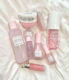 skincare it girl coquette aesthetic girly makeup pink manifestation vision board Makeup Bag Essentials, Sephora Skin Care, Shower Skin Care, Perfect Skin Care Routine, Pretty Skin Care, Perfume Lover, Skin Care Items, Pretty Skin, Pink Girly Things