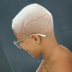 Long Fade Haircut For Women, Blonde Bald Fade Women Black, Female Wavers With Designs, Bald Fade Women Black, Faded Haircut, Haircut Ideas Trendy, Short Platinum Blonde Hair, Finger Waves Short Hair