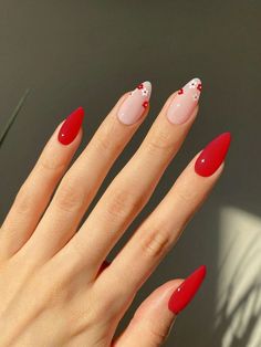 Red Summer Nails, Colorful Nails, Her Nails, Almond Nails Designs, White Nail, Pretty Acrylic Nails, Floral Nails, Nail Arts