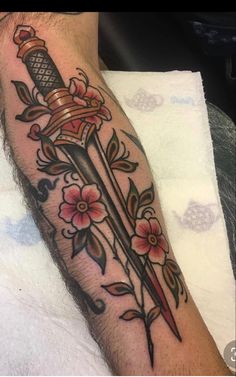 Best Tattoos Ideas, Traditional Dagger Tattoo, Waist Tattoos, Best Tattoos, Dagger Tattoo, Stomach Tattoos, Modern Tattoos, Tattoo Magazines, Large Tattoos